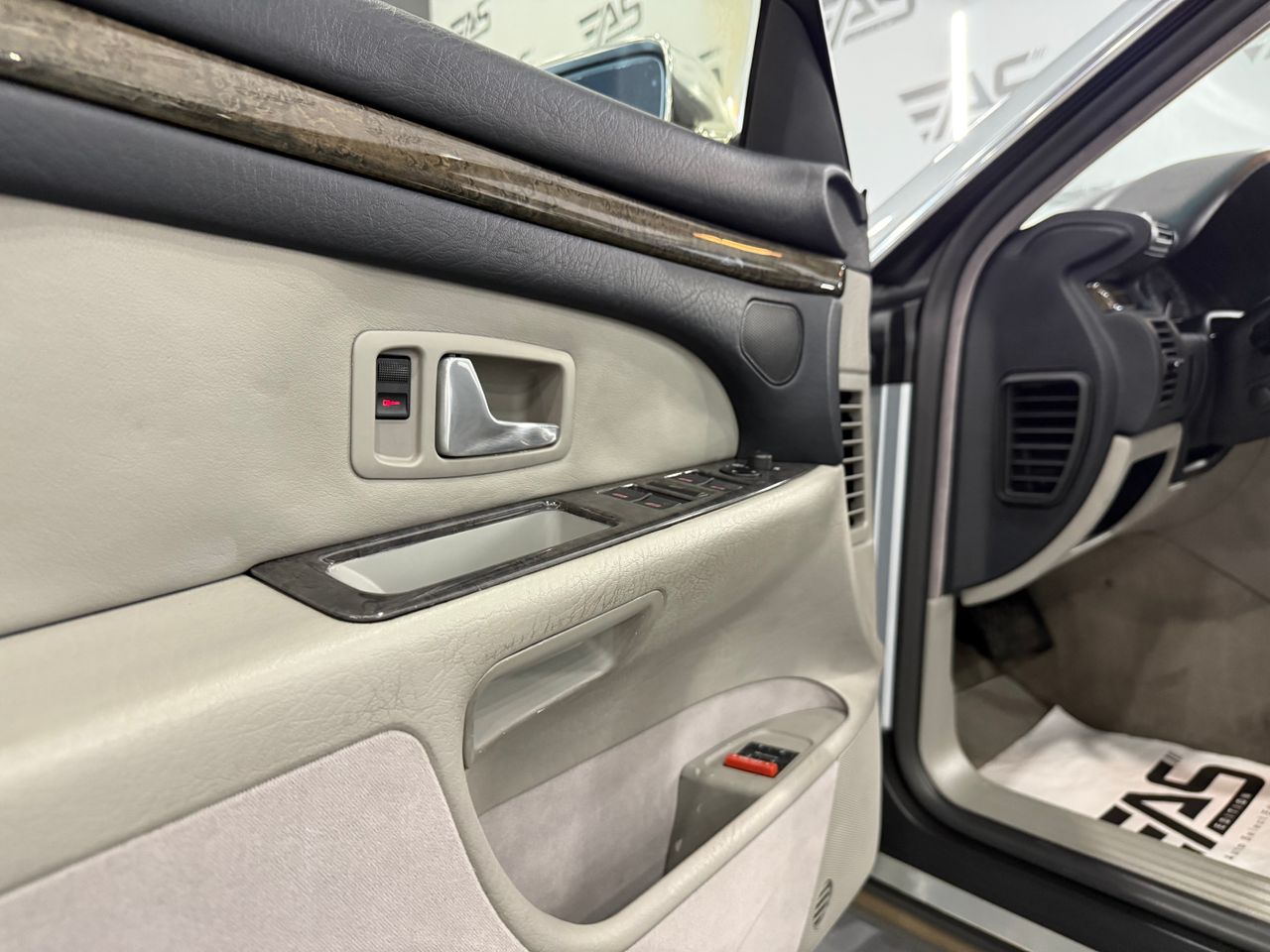 Imagen 109 del Audi A8 en Auto Select Edition, Figueres