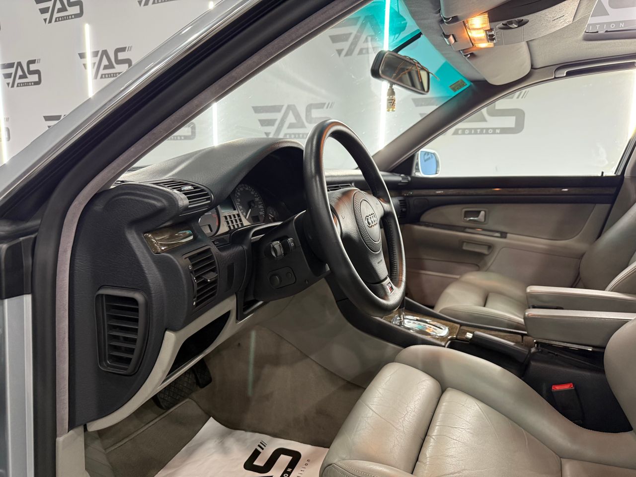 Imagen 114 del Audi A8 en Auto Select Edition, Figueres