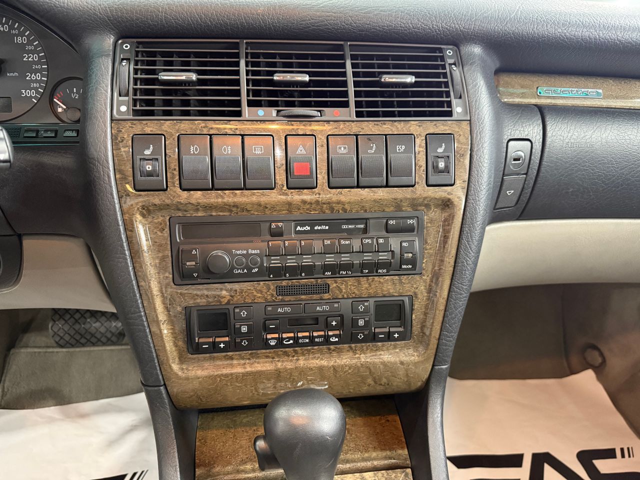 Imagen 154 del Audi A8 en Auto Select Edition, Figueres