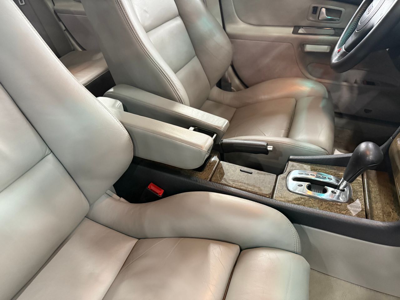 Imagen 78 del Audi A8 en Auto Select Edition, Figueres