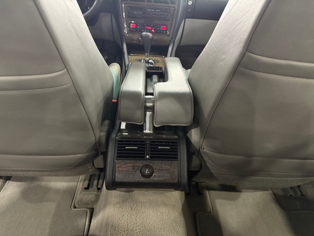 Imagen 102 del Audi A8 en Auto Select Edition, Figueres