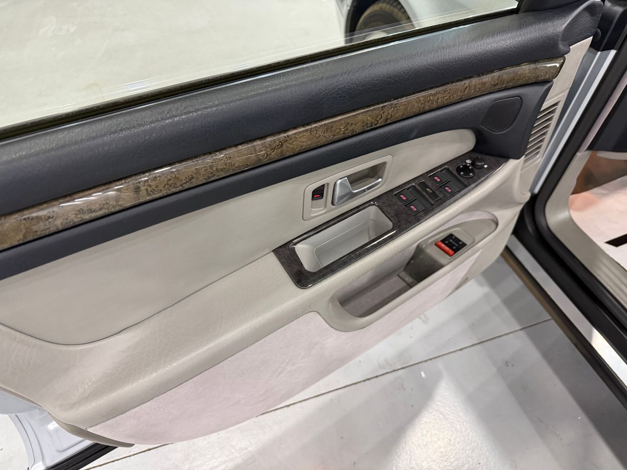 Imagen 107 del Audi A8 en Auto Select Edition, Figueres