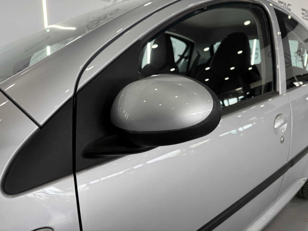 Imagen 28 del Peugeot 107 en Auto Select Edition, Figueres