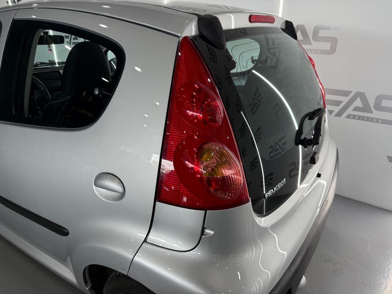 Imagen 39 del Peugeot 107 en Auto Select Edition, Figueres