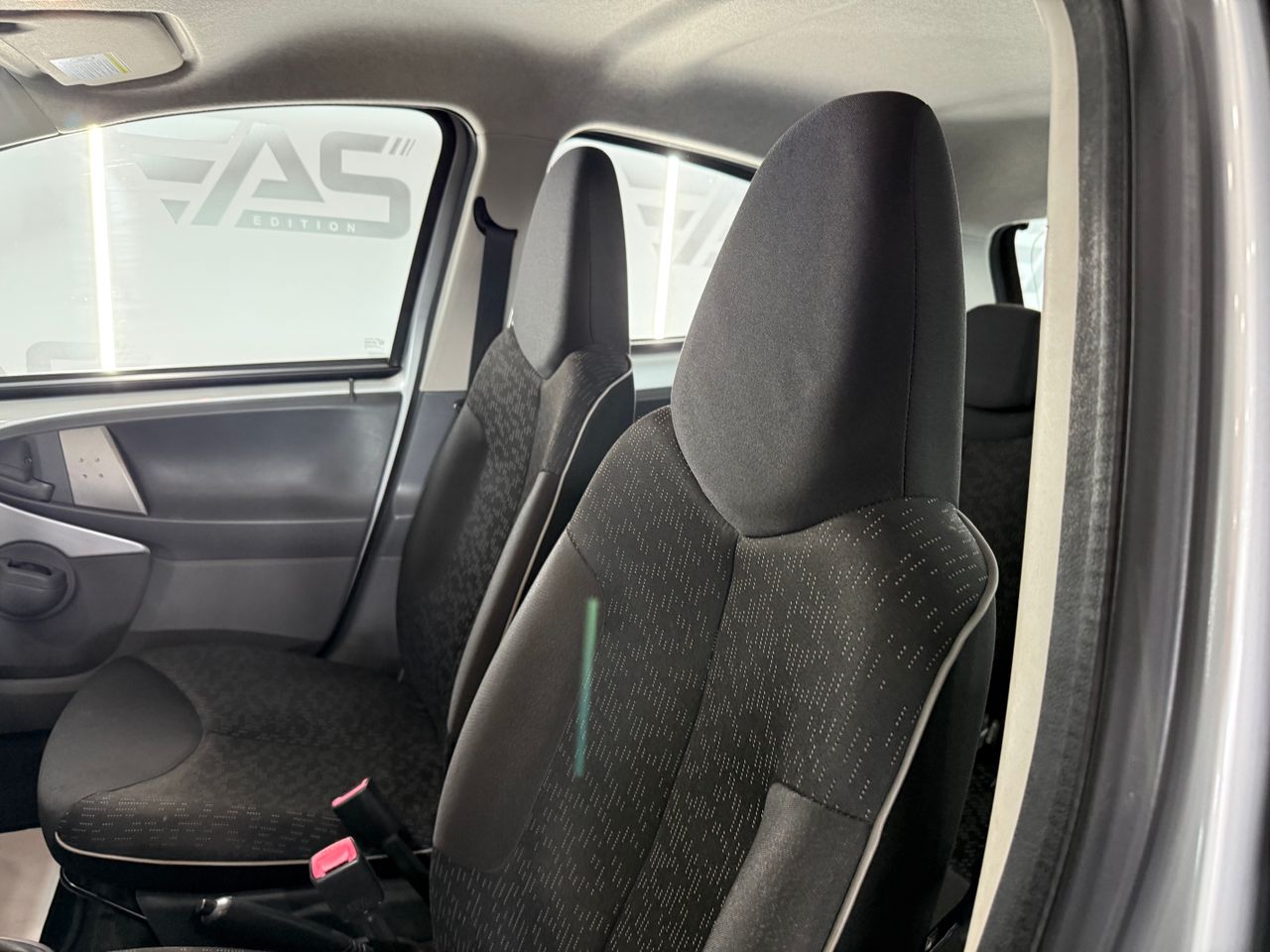 Imagen 84 del Peugeot 107 en Auto Select Edition, Figueres