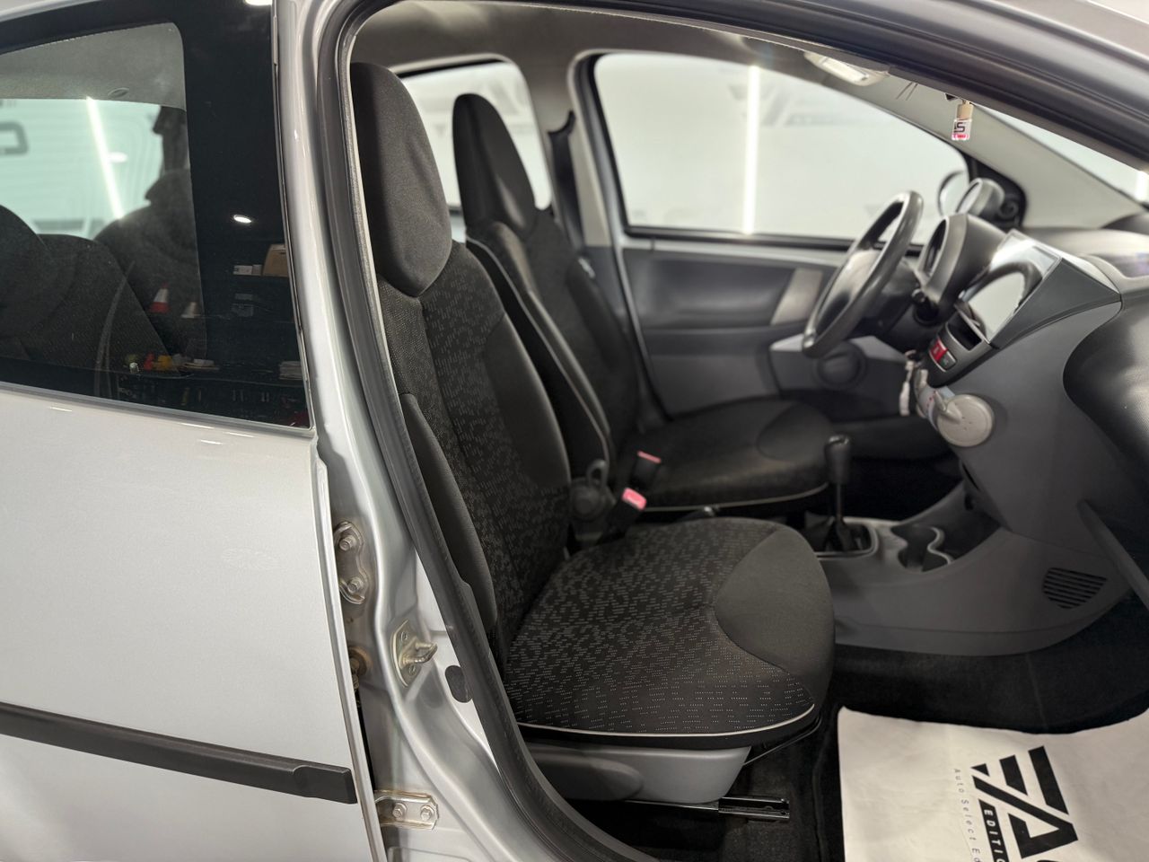 Imagen 63 del Peugeot 107 en Auto Select Edition, Figueres