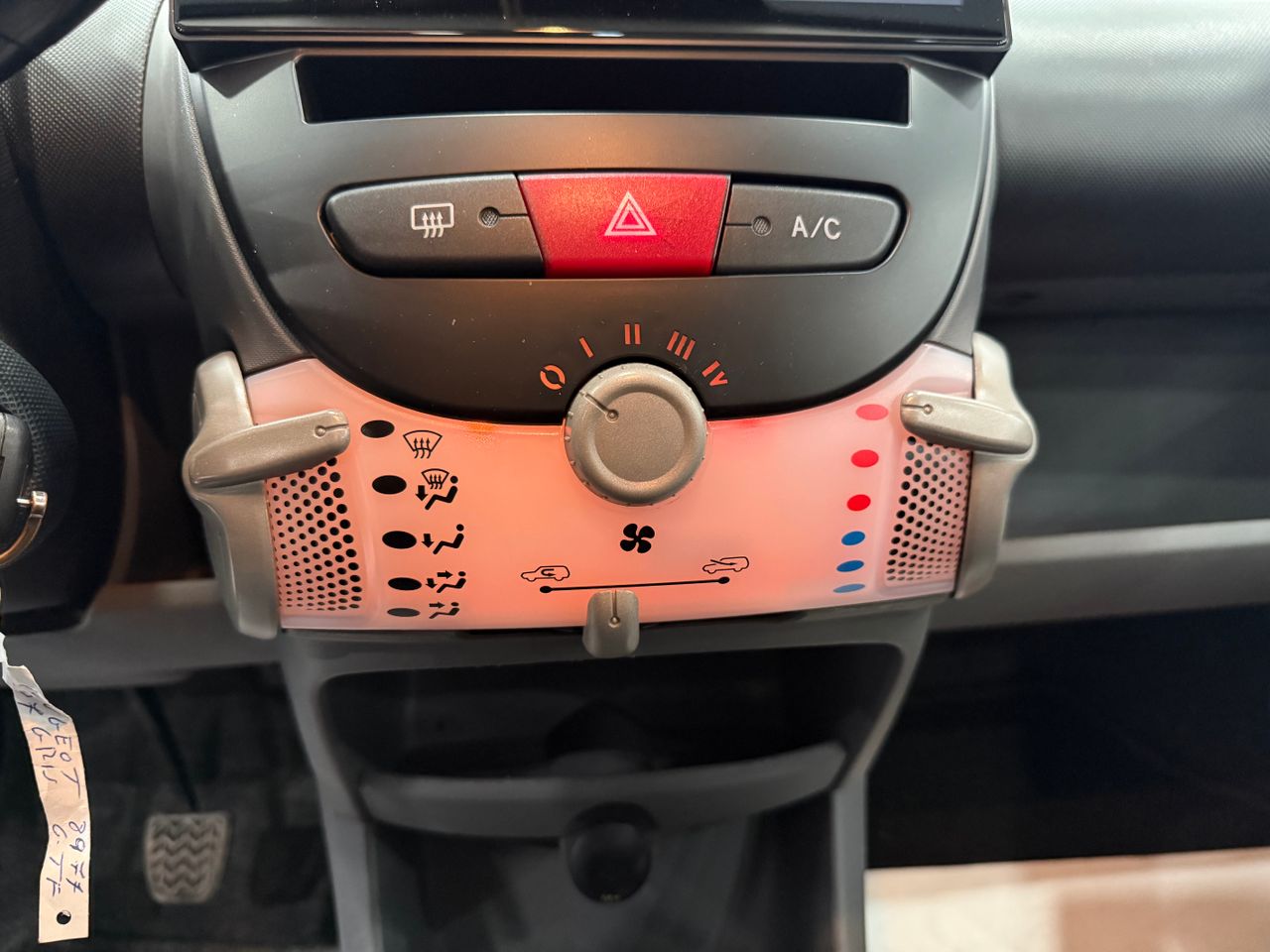 Imagen 101 del Peugeot 107 en Auto Select Edition, Figueres