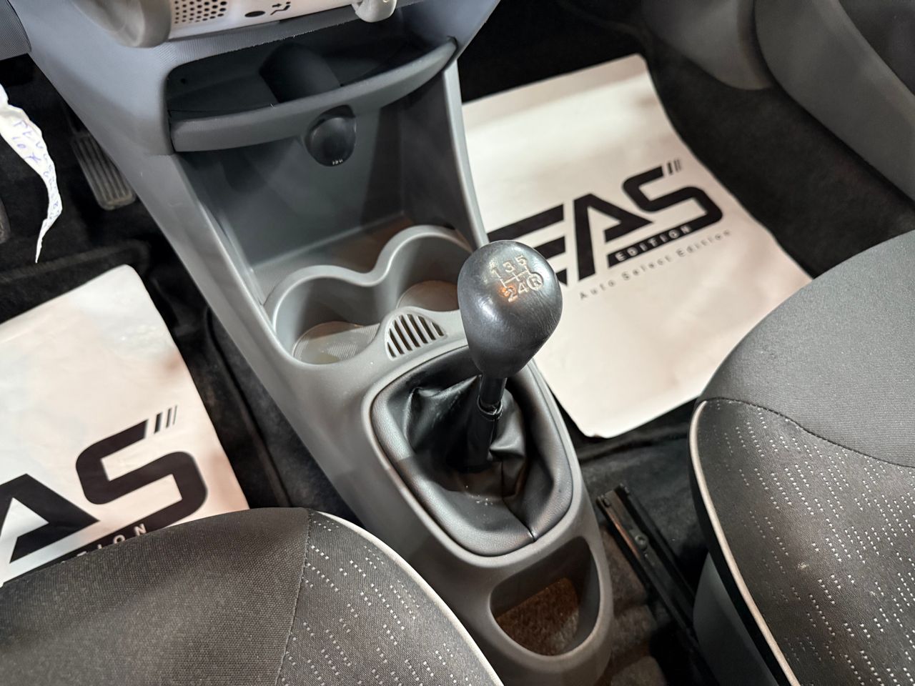 Imagen 89 del Peugeot 107 en Auto Select Edition, Figueres