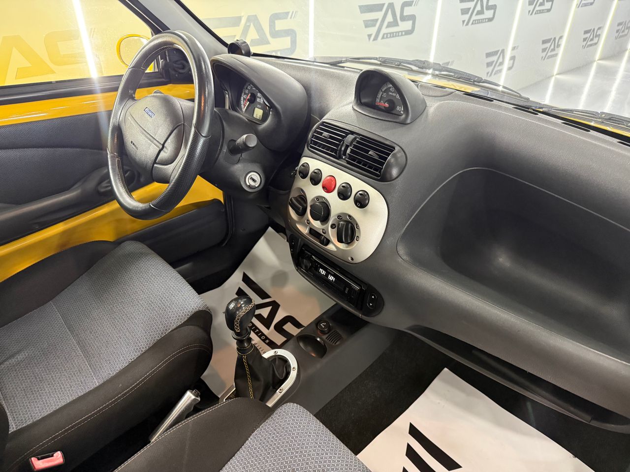 Imagen 86 del Fiat Seicento en Auto Select Edition, Figueres
