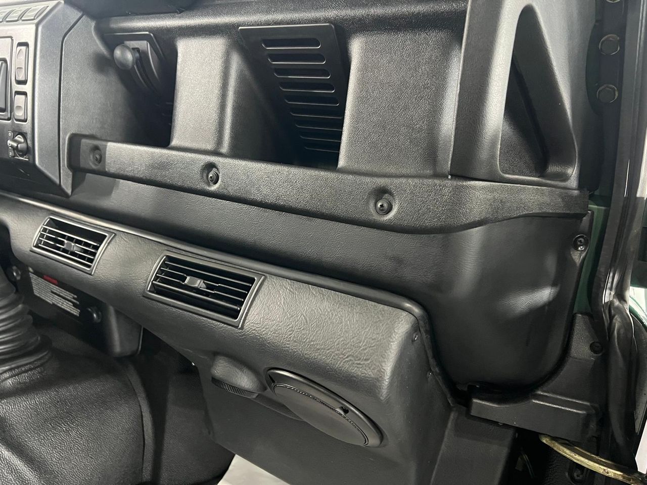 Imagen 78 del Land-Rover Defender en Auto Select Edition, Figueres