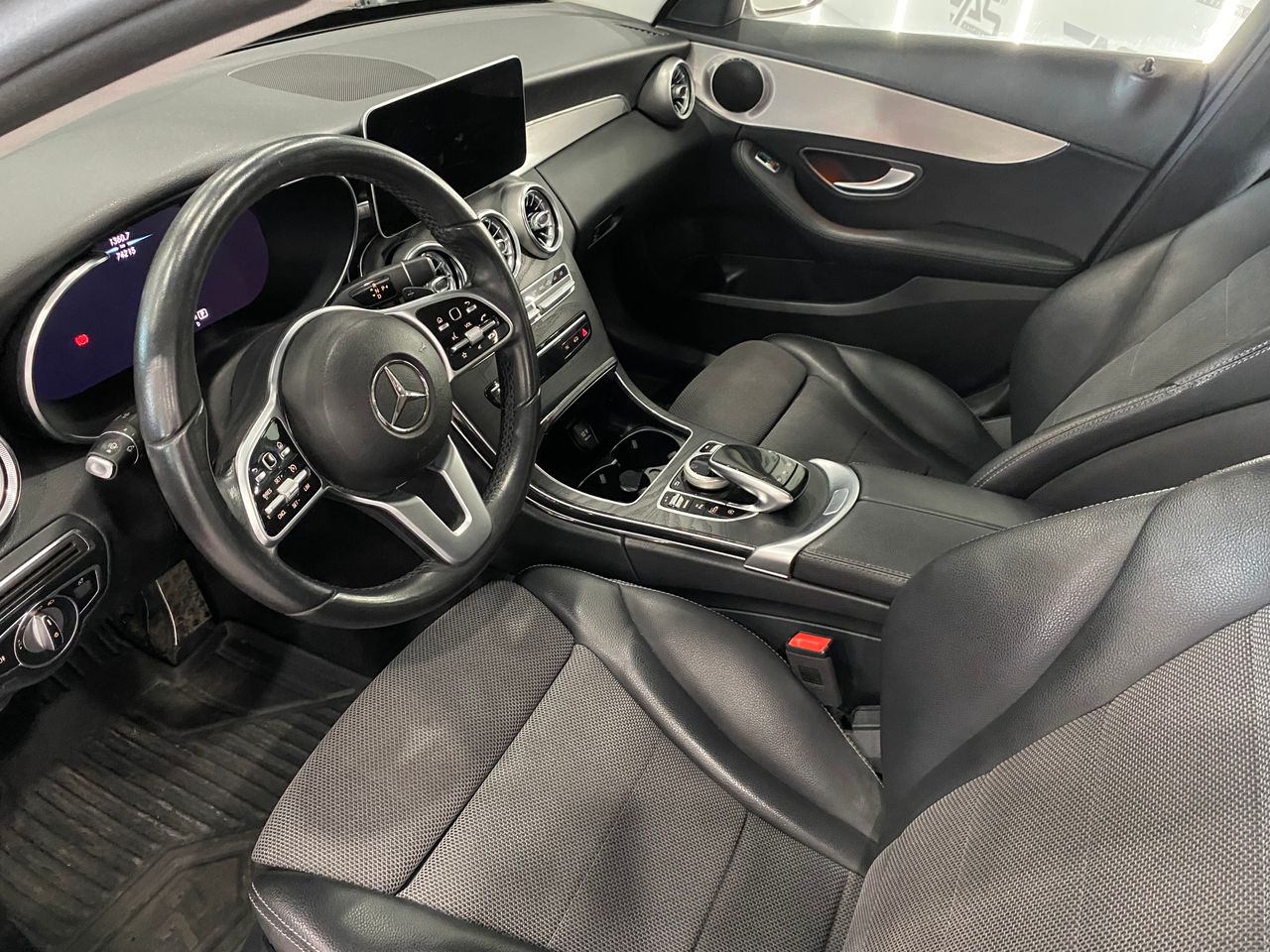 Imagen 9 del Mercedes Clase C en Auto Select Edition, Figueres