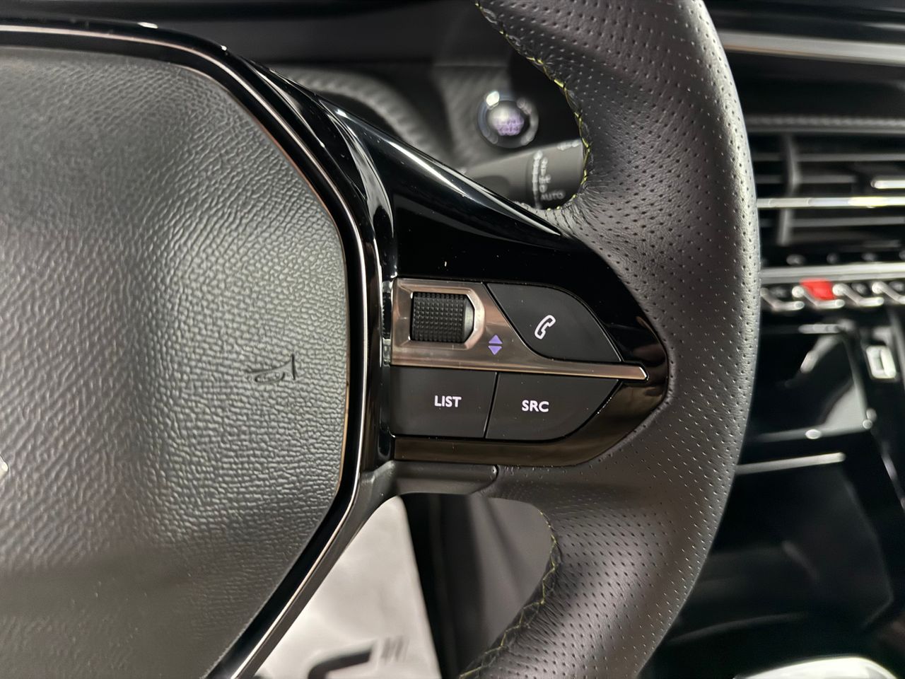 Imagen 109 del Peugeot 208 en Auto Select Edition, Figueres