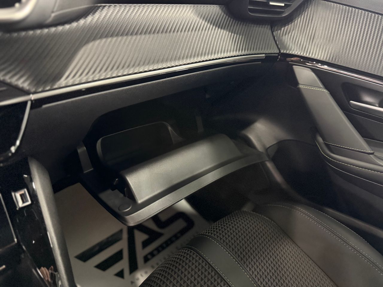Imagen 100 del Peugeot 208 en Auto Select Edition, Figueres