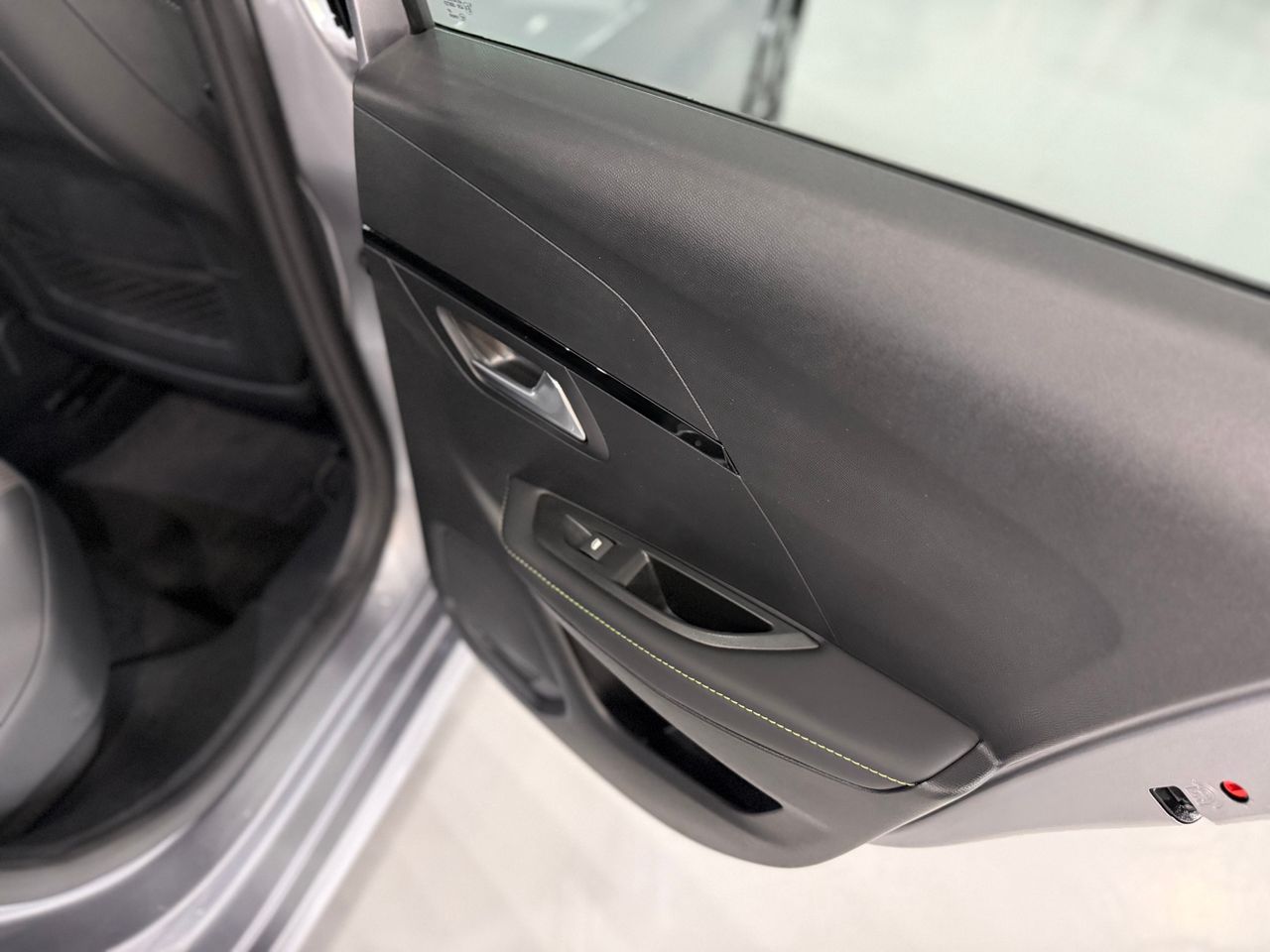 Imagen 128 del Peugeot 208 en Auto Select Edition, Figueres