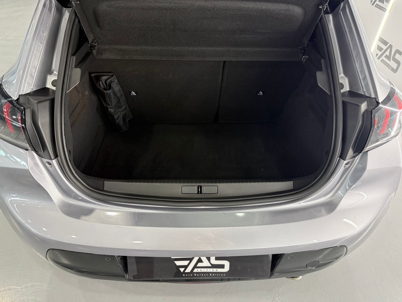 Imagen 54 del Peugeot 208 en Auto Select Edition, Figueres