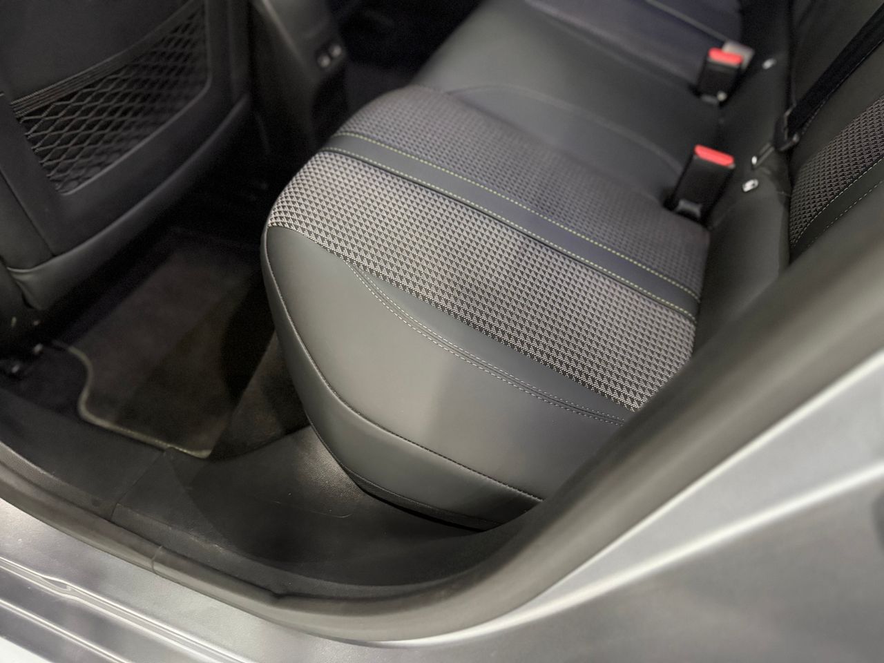 Imagen 82 del Peugeot 208 en Auto Select Edition, Figueres
