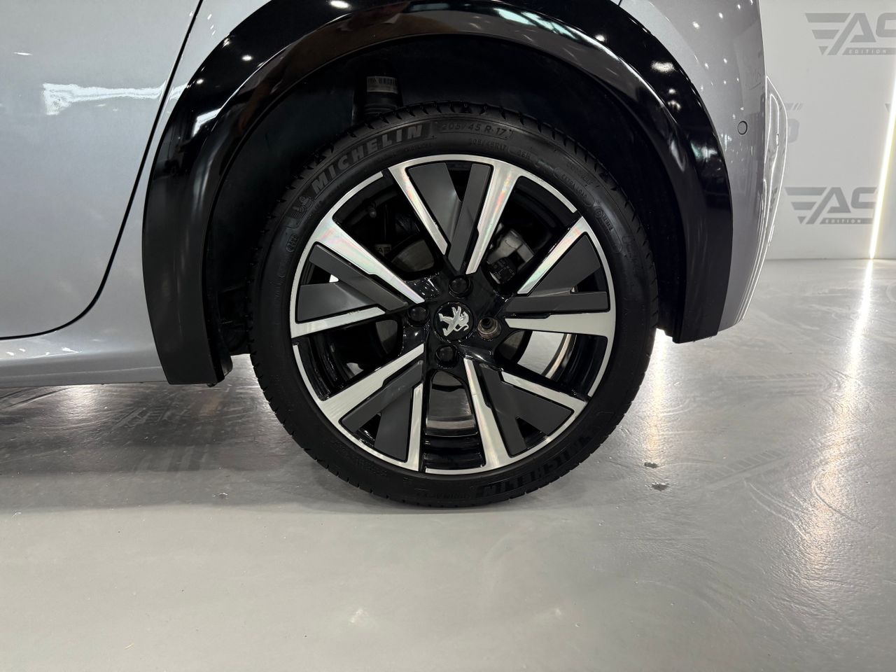 Imagen 47 del Peugeot 208 en Auto Select Edition, Figueres