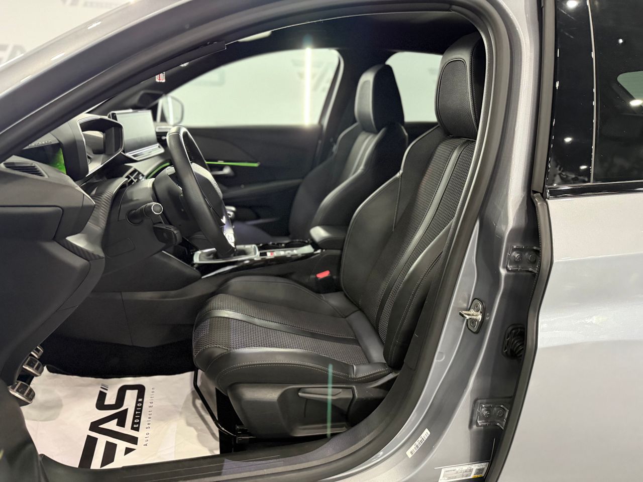 Imagen 95 del Peugeot 208 en Auto Select Edition, Figueres