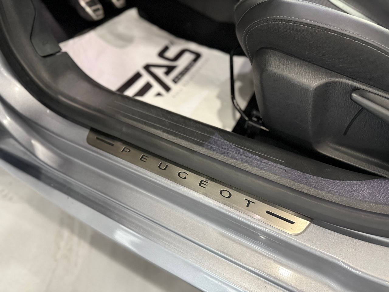 Imagen 91 del Peugeot 208 en Auto Select Edition, Figueres