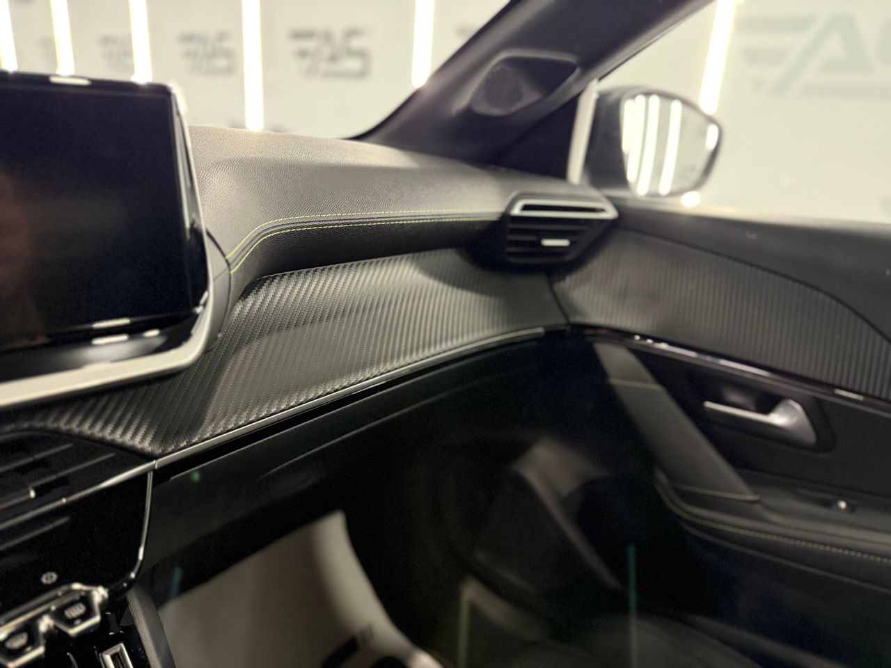 Imagen 99 del Peugeot 208 en Auto Select Edition, Figueres