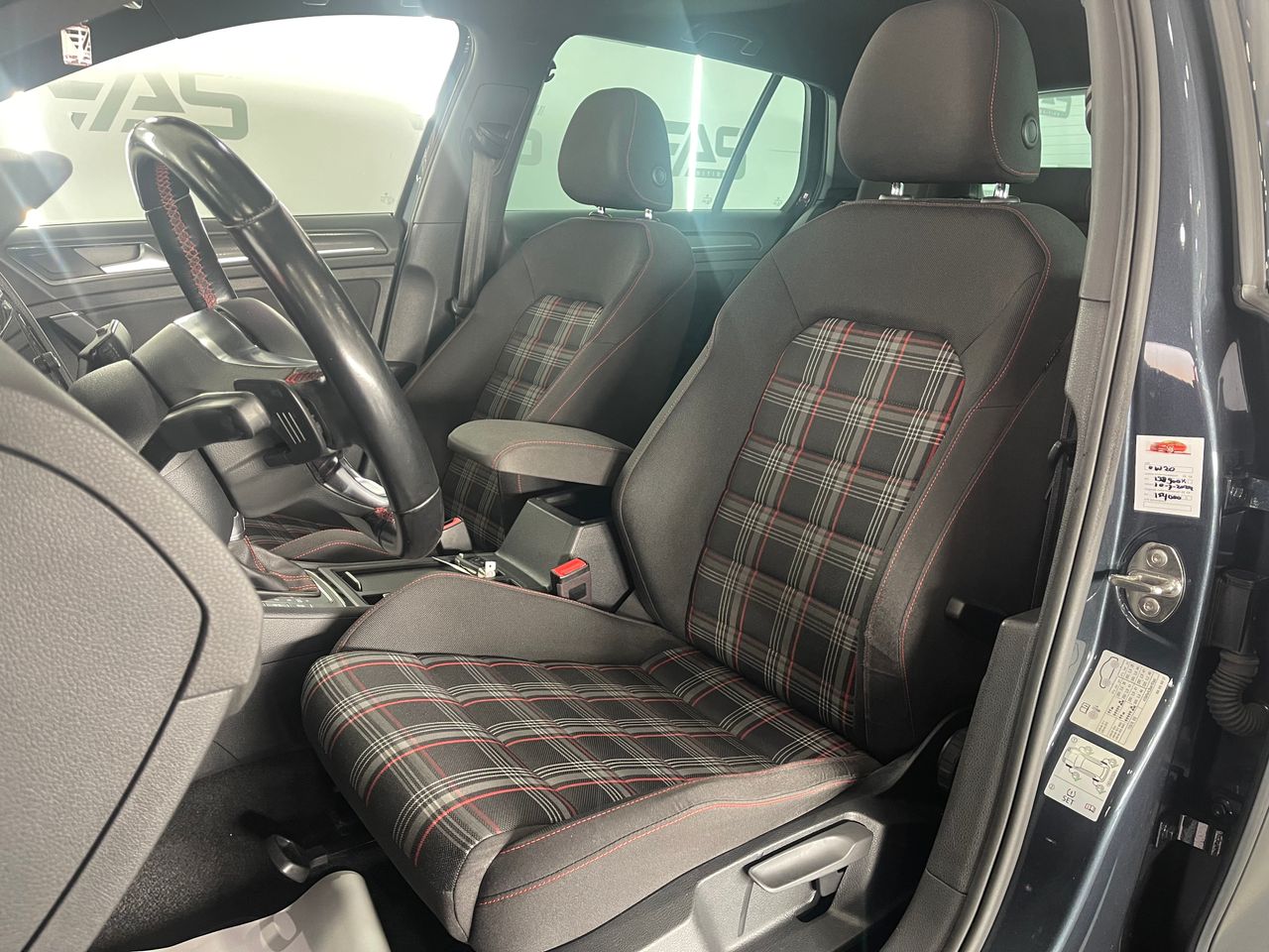 Imagen 95 del Volkswagen Golf en Auto Select Edition, Figueres