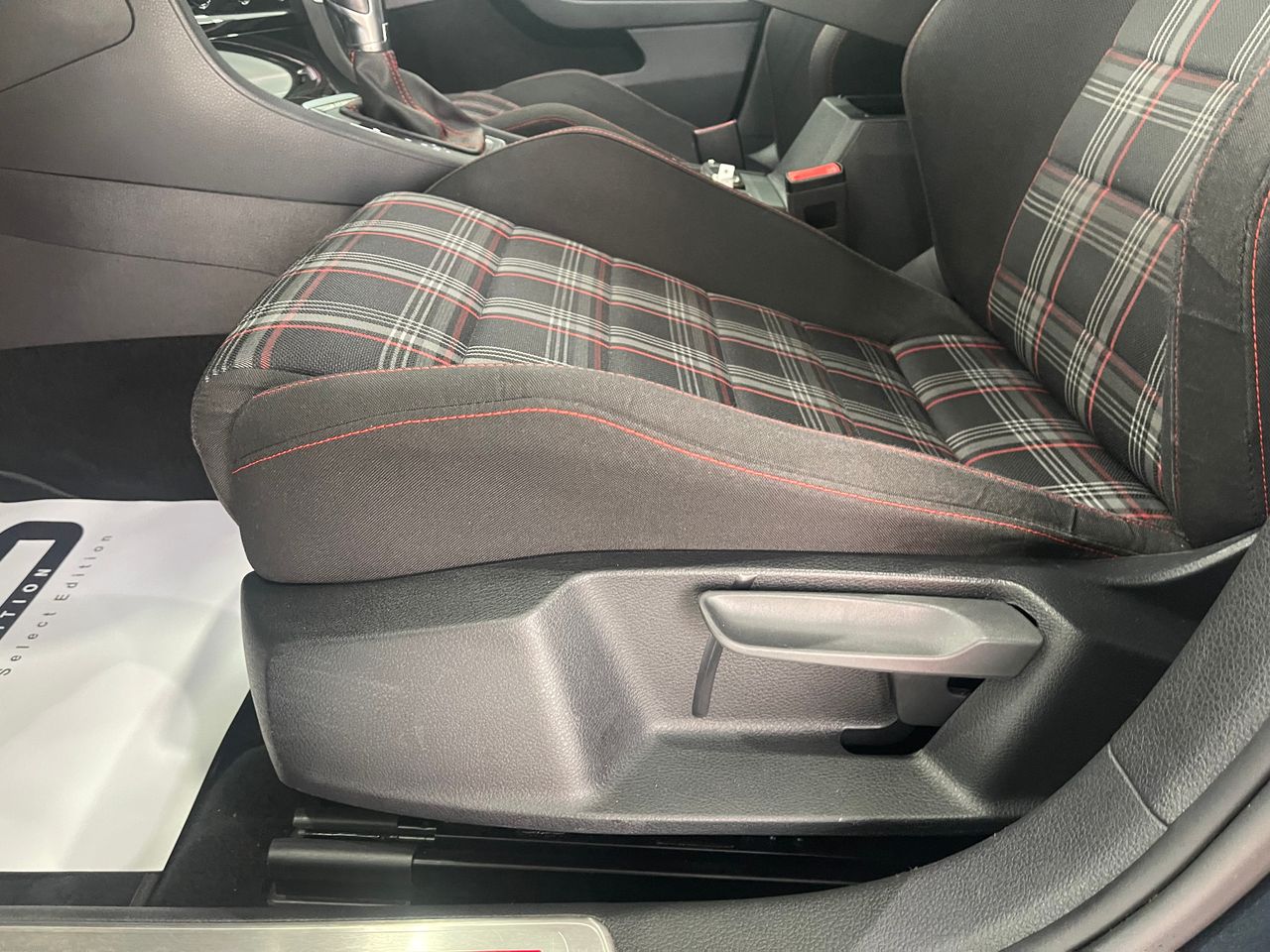 Imagen 108 del Volkswagen Golf en Auto Select Edition, Figueres