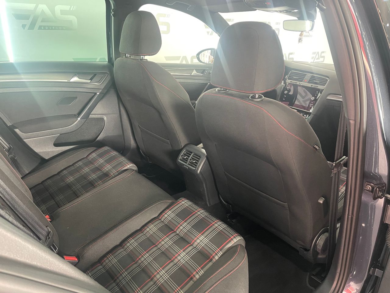 Imagen 86 del Volkswagen Golf en Auto Select Edition, Figueres