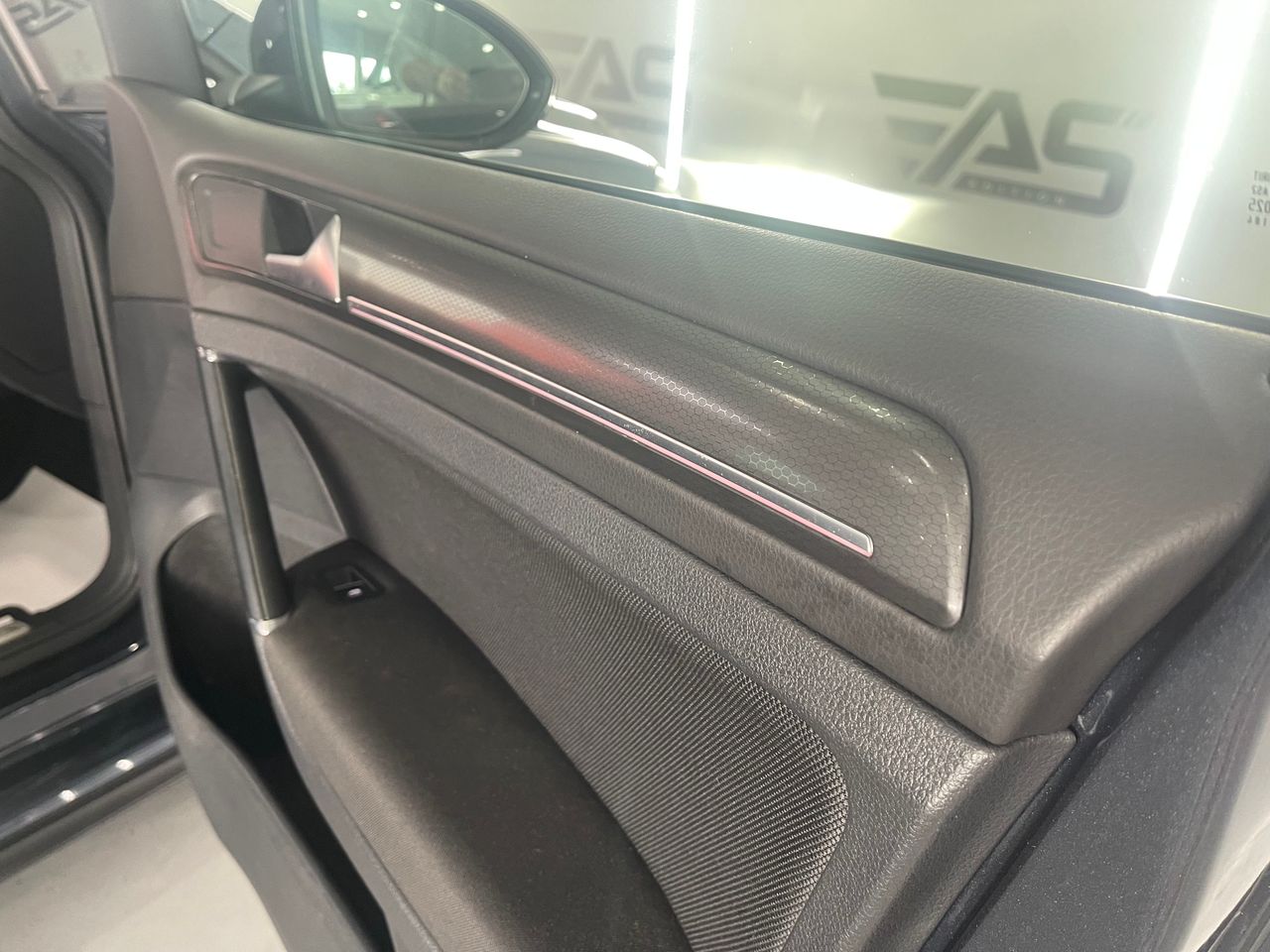 Imagen 127 del Volkswagen Golf en Auto Select Edition, Figueres