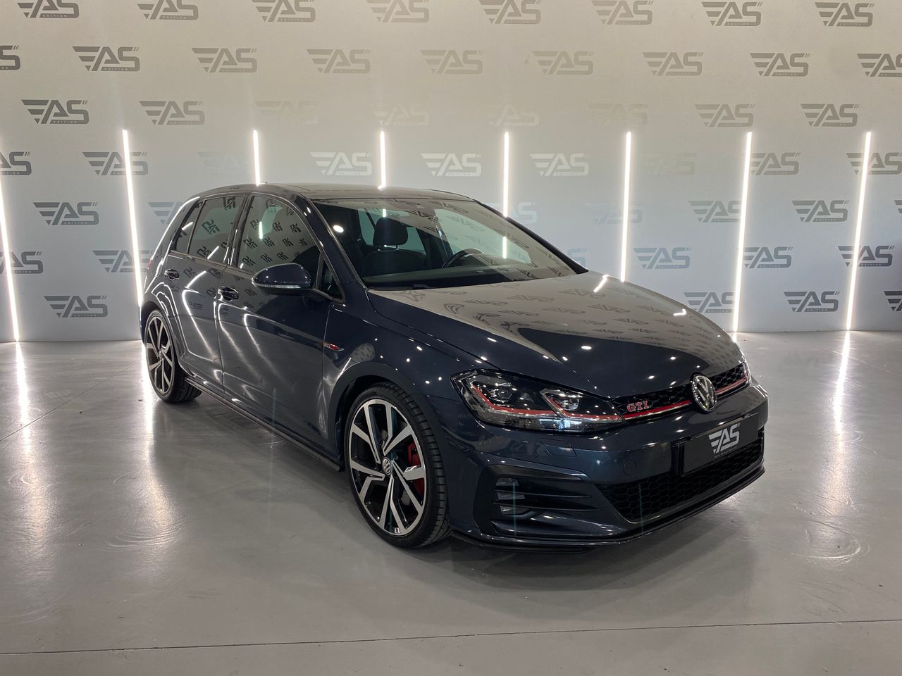 Imagen 3 del Volkswagen Golf en Auto Select Edition, Figueres
