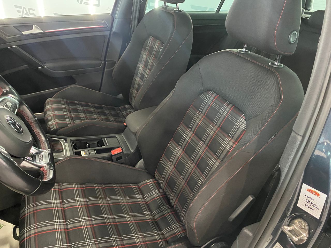 Imagen 9 del Volkswagen Golf en Auto Select Edition, Figueres