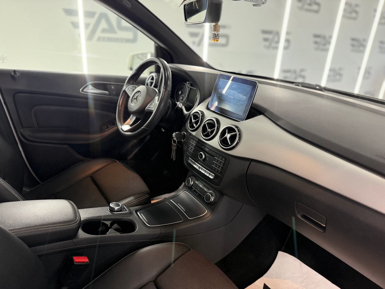 Imagen 187 del Mercedes Clase B en Auto Select Edition, Figueres
