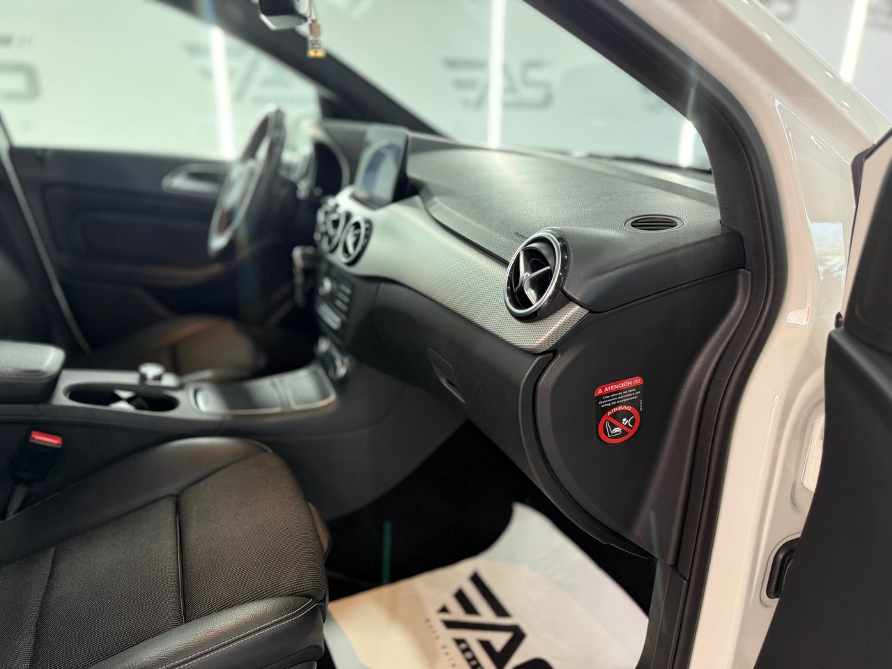 Imagen 184 del Mercedes Clase B en Auto Select Edition, Figueres