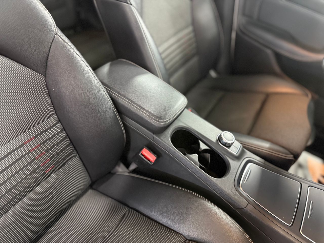 Imagen 189 del Mercedes Clase B en Auto Select Edition, Figueres