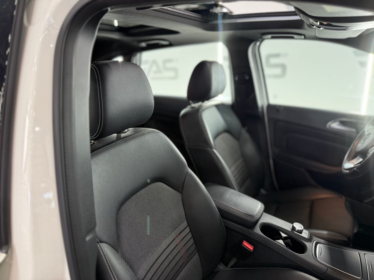 Imagen 177 del Mercedes Clase B en Auto Select Edition, Figueres