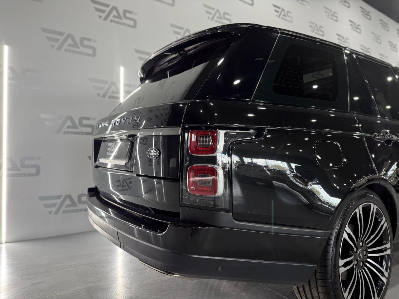 Imagen 21 del Land-Rover Range Rover en Auto Select Edition, Figueres