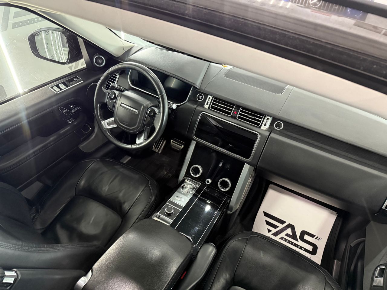 Imagen 17 del Land-Rover Range Rover en Auto Select Edition, Figueres