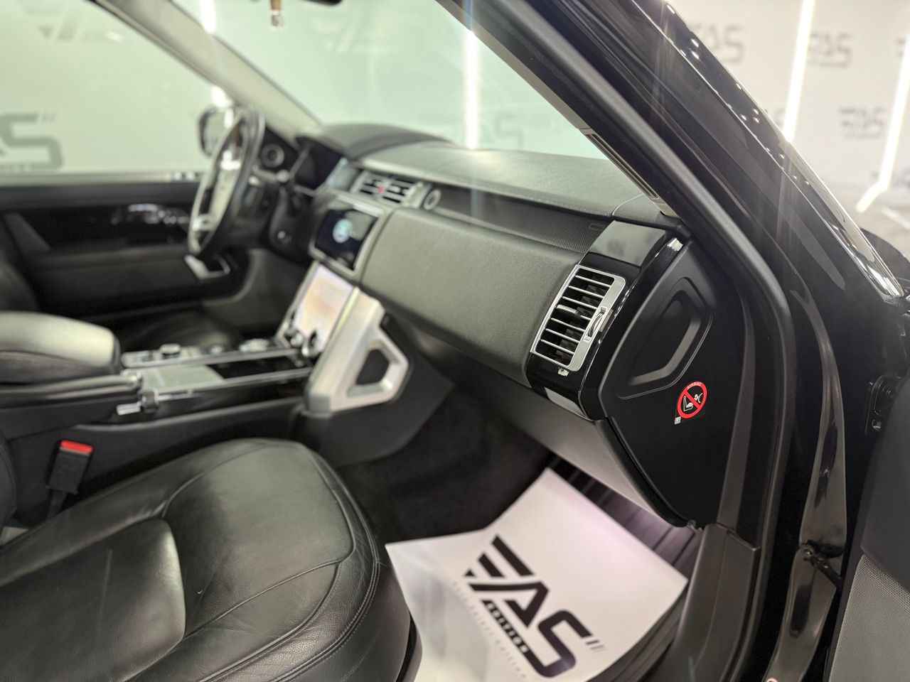 Imagen 202 del Land-Rover Range Rover en Auto Select Edition, Figueres