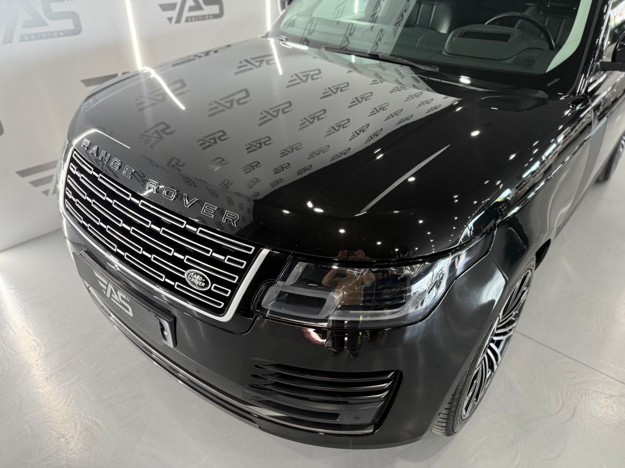 Imagen 53 del Land-Rover Range Rover en Auto Select Edition, Figueres