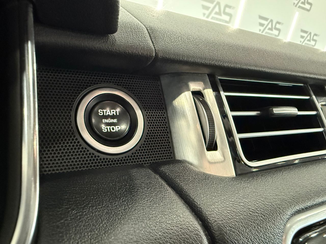 Imagen 190 del Land-Rover Range Rover en Auto Select Edition, Figueres
