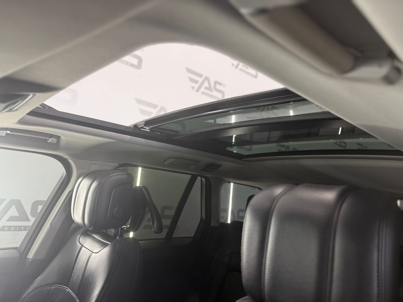 Imagen 321 del Land-Rover Range Rover en Auto Select Edition, Figueres