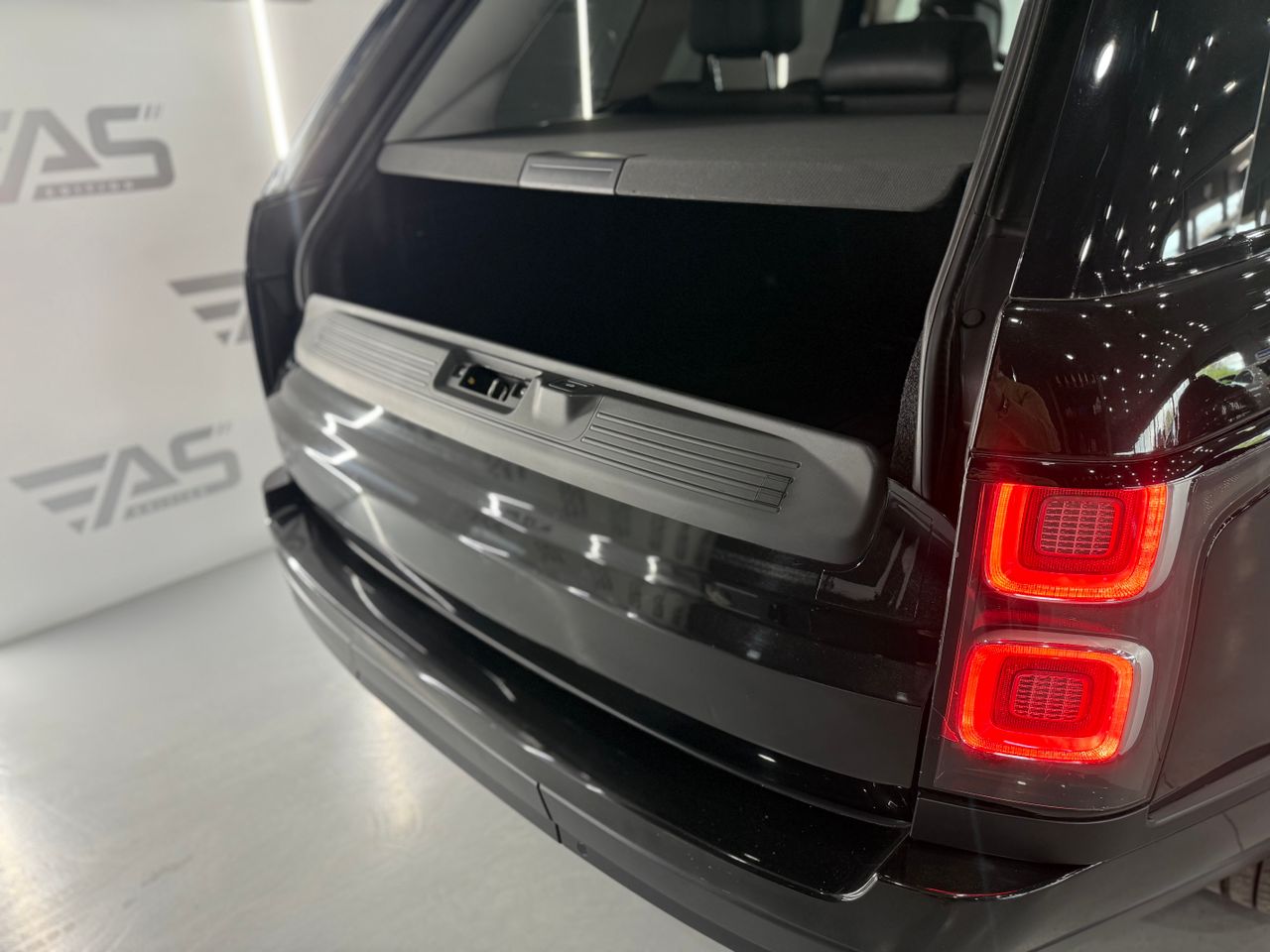 Imagen 108 del Land-Rover Range Rover en Auto Select Edition, Figueres