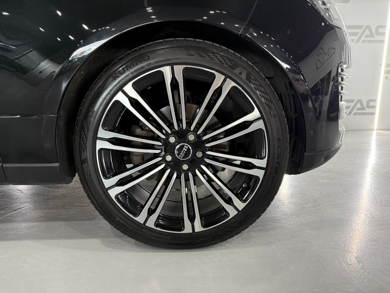 Imagen 71 del Land-Rover Range Rover en Auto Select Edition, Figueres