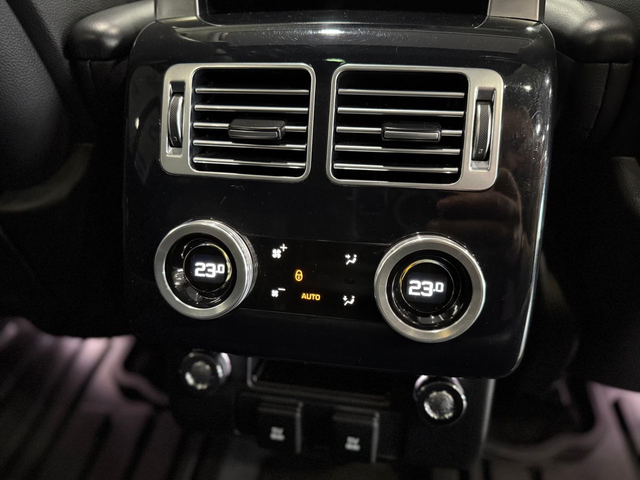 Imagen 248 del Land-Rover Range Rover en Auto Select Edition, Figueres