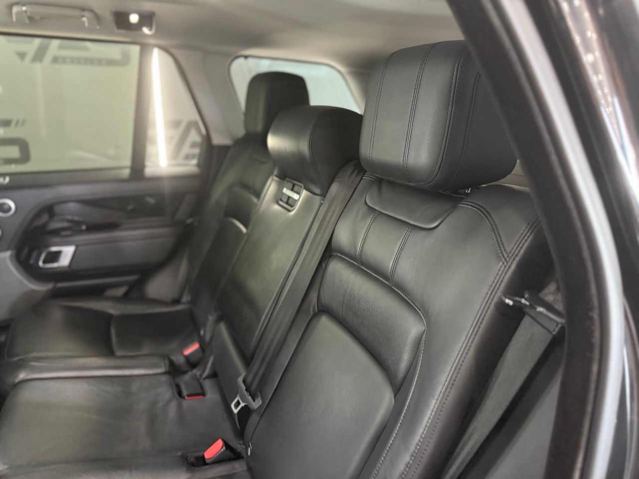 Imagen 289 del Land-Rover Range Rover en Auto Select Edition, Figueres