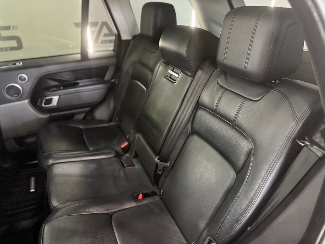Imagen 294 del Land-Rover Range Rover en Auto Select Edition, Figueres