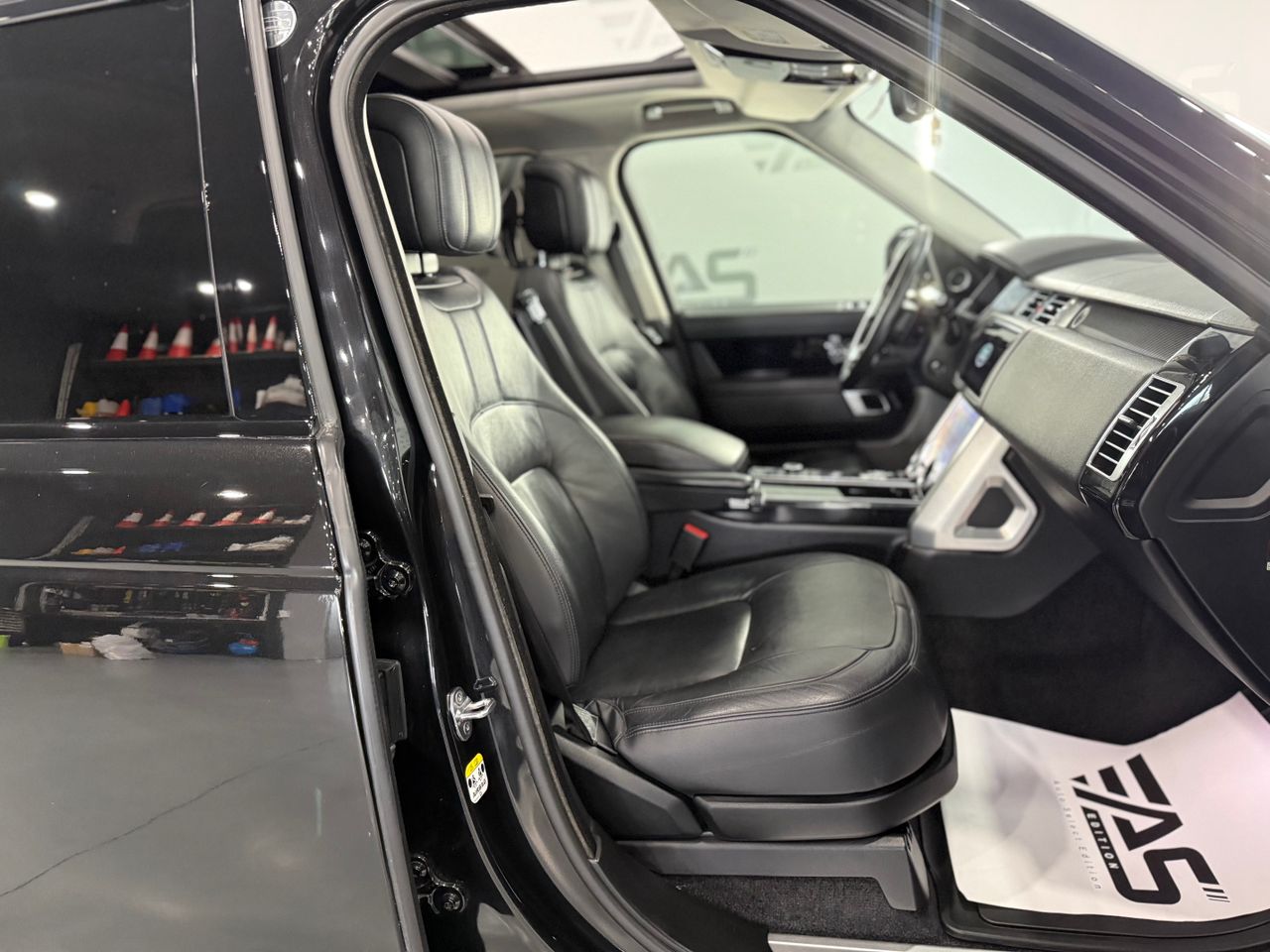 Imagen 200 del Land-Rover Range Rover en Auto Select Edition, Figueres