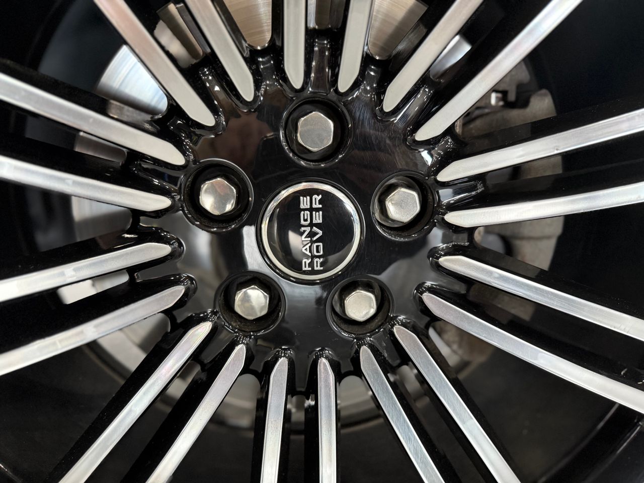 Imagen 76 del Land-Rover Range Rover en Auto Select Edition, Figueres