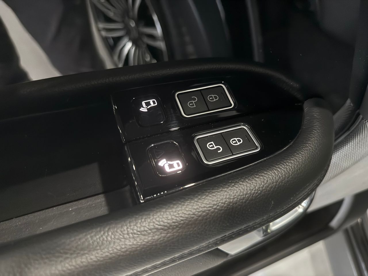 Imagen 270 del Land-Rover Range Rover en Auto Select Edition, Figueres