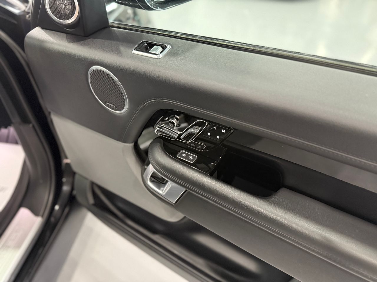 Imagen 193 del Land-Rover Range Rover en Auto Select Edition, Figueres