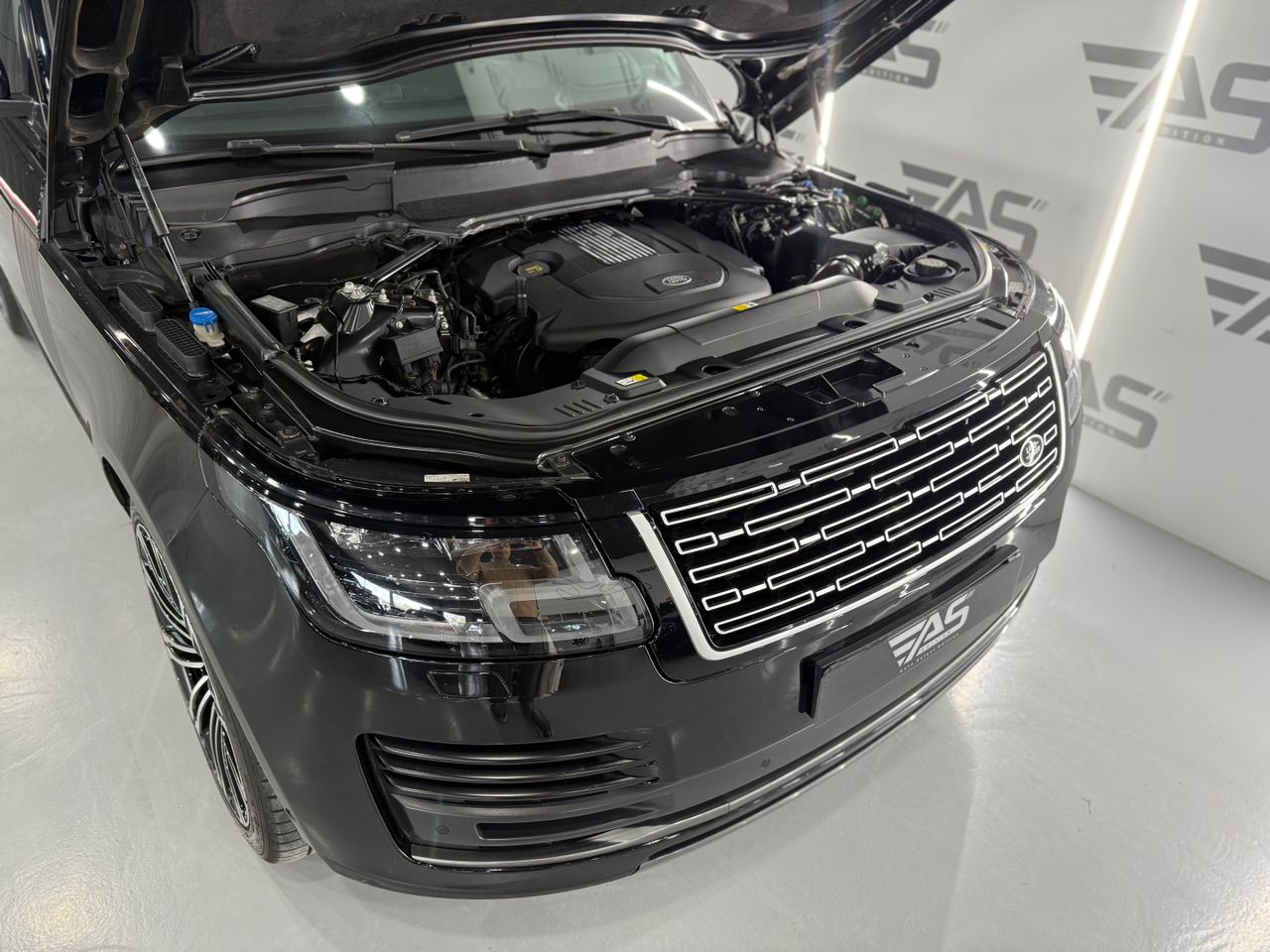 Imagen 83 del Land-Rover Range Rover en Auto Select Edition, Figueres